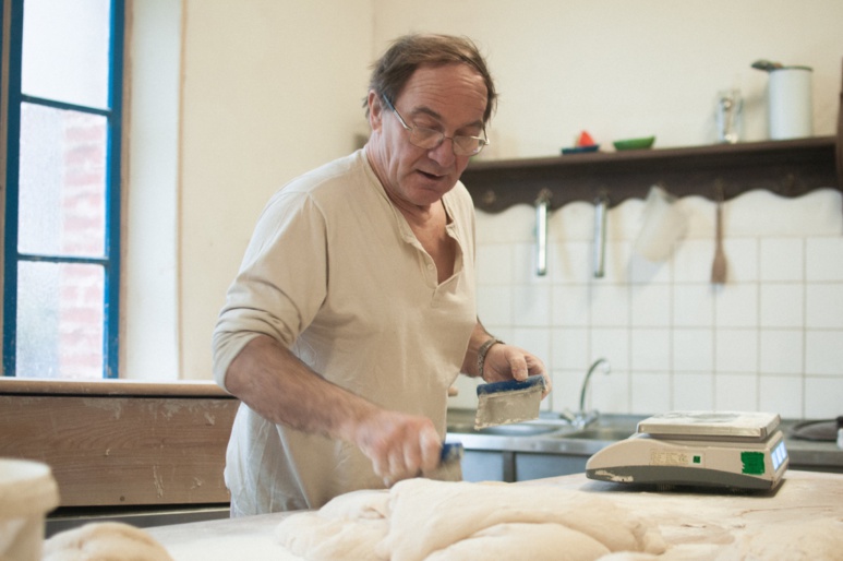 L'atelier d'Alain semble appartenir à une autre époque. (Crédit photo : Léa Fontana) L'atelier d'Alain semble appartenir à une autre époque. (Crédit photo : Léa Fontana)