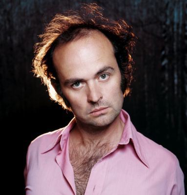 Cliquez sur l'image pour accéder au site officiel