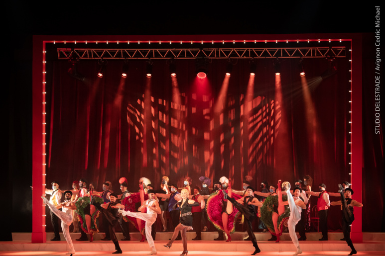 Une Veuve Joyeuse de cendres à l'Opéra d'Avignon Une Veuve Joyeuse de cendres à l'Opéra d'Avignon