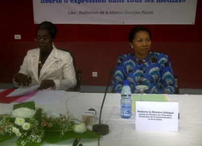 Ida Reteno Assonouet et Françoise Assengone Obame, respectivement ministre de la Justice et ministre déléguée à la Communication. Photo (c) JPND