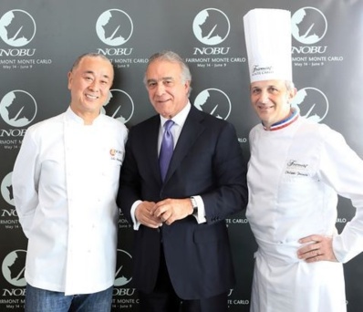 Le chef japonais Nobu avec Xavier Rugeroni, directeur du Fairmont et le chef Philippe Joannès. Photo (c) Ed Wright
