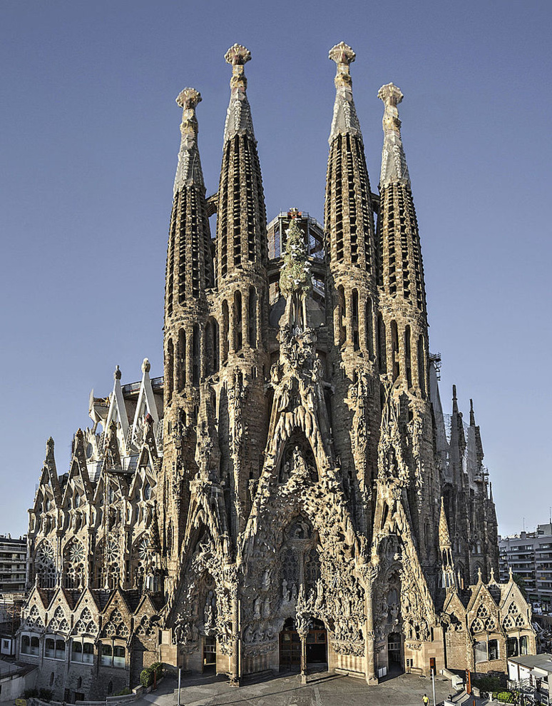 Sagrada Família (c) wikimedia DR Sagrada Família (c) wikimedia DR