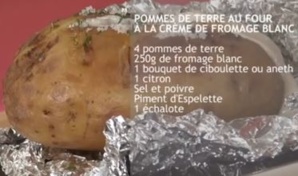 RECETTES EN VIDÉO - Pommes de terre au four RECETTES EN VIDÉO - Pommes de terre au four