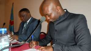 Signature de l'accord. Photo (c) DR