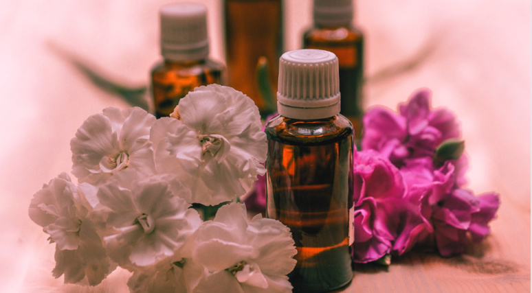 En 2020, les ventes d' HE produites en France s'élèvent à 1,64 milliard d'euros - © PodcastJournal En 2020, les ventes d' HE produites en France s'élèvent à 1,64 milliard d'euros - © PodcastJournal