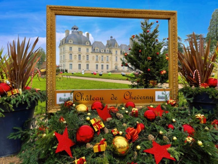Dès le 1er décembre 2023 et jusqu’au 14 janvier 2024, Noël s’installera au Château de Cheverny pour la 29ème année. (c) Karin Tourmente-Leroux.