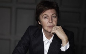 Cliquez ici pour accéder à la page de l'artiste Cliquez ici pour accéder à la page de l'artiste