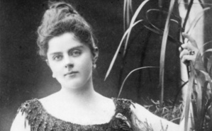 Mary Vetsera en 1887. Mary Vetsera en 1887.