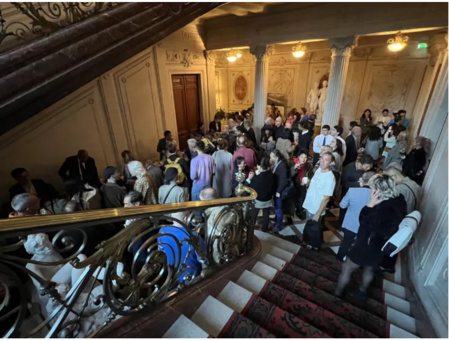 Une exposition qui a attiré beaucoup de monde (c) galerie ICI LABAS Une exposition qui a attiré beaucoup de monde (c) galerie ICI LABAS