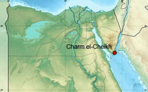 Charm el-Cheikh sur la carte. (c) Eric Gaba et NordNordWest Charm el-Cheikh sur la carte. (c) Eric Gaba et NordNordWest