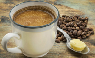 "J’ai pris conscience du pouvoir du beurre à 5.400 mètres d'altitude, près du mont Kailash au Tibet." Dave Asprey. Photo (c) DR. "J’ai pris conscience du pouvoir du beurre à 5.400 mètres d'altitude, près du mont Kailash au Tibet." Dave Asprey. Photo (c) DR.