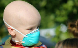 Enfant cancéreux. Image du domaine public. Enfant cancéreux. Image du domaine public.