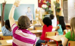 Environ 90 élèves migennois fréquentent les cours d'ELCO. Image du domaine public. Environ 90 élèves migennois fréquentent les cours d'ELCO. Image du domaine public.