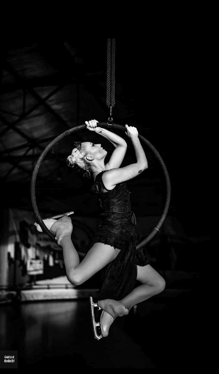 Aerial on Ice: Pandemic and  Plot Twist that Led to It. (c) Gaelle Robert