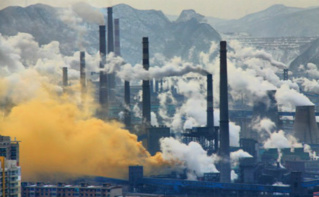 Une entreprise à Benxi, Chine. Image du domaine public. Une entreprise à Benxi, Chine. Image du domaine public.