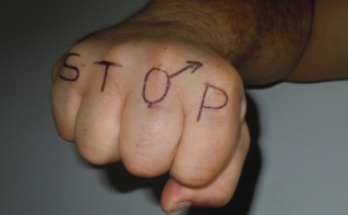 Lutte contre la violence faite aux femmes. Photo (c) Naima Ait Ahcene Lutte contre la violence faite aux femmes. Photo (c) Naima Ait Ahcene