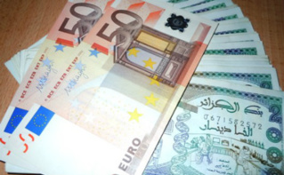 Le dinar algérien en déroute. Photo (c) Naima Ait Ahcene Le dinar algérien en déroute. Photo (c) Naima Ait Ahcene