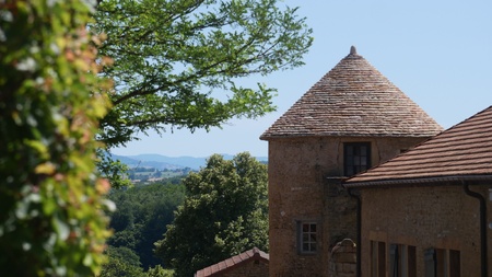 Dans un contexte où l’image est devenue instantanée et souvent standardisée, certains photographes font le choix d’un travail plus ancré, centré sur le territoire et la réalité du paysage. C’est le cas de Laure Guérin, photographe indépendante à l’origine du projet Lolaure Photos. (c) Laure Guérin.