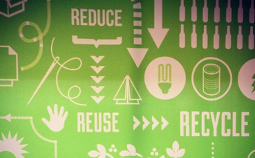 Réduire > Réutiliser > Recycler. Image du domaine public. Réduire > Réutiliser > Recycler. Image du domaine public.