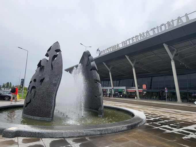 Aéroport du Kosovo (c) AK Aéroport du Kosovo (c) AK