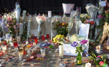 Hommage aux victimes du terrorisme. Photo (c) Erdrokan Hommage aux victimes du terrorisme. Photo (c) Erdrokan