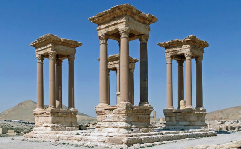 Le tétrapyle de Palmyre avant sa destruction. Photo © Bernard Gagnon.