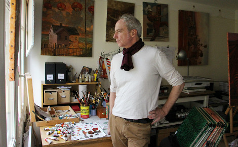 Miles Hyman dans son atelier. Photo (c) Carole Schilling