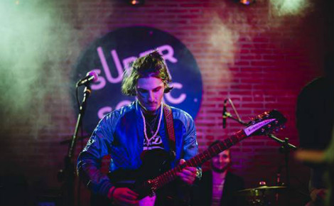 Photo (c) Emma-Jane Brown. Cliquez ici pour accéder à la page Facebook du groupe