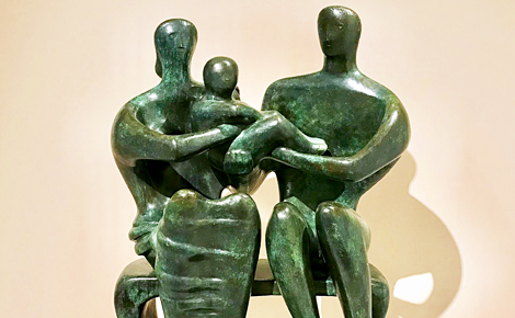 "Family group", bronze (1948) avec cette magnifique patine verte. Photo (c) Charlotte Service-Longépé