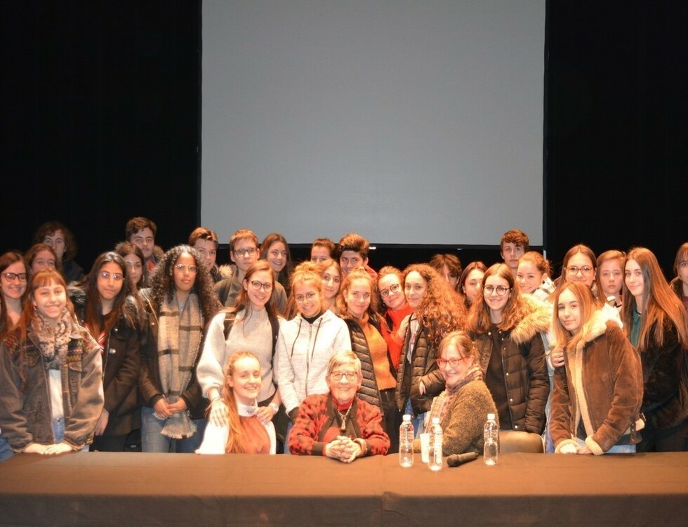 Les étudiants ont pu échanger avec la rescapée. Photo (c) Frédérique Gelas