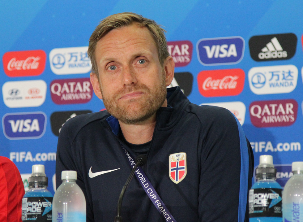 Pour Martin Sjogren, sélectionneur norvégien, son équipe est fin prête pour affronter les Bleues. Photo (c) Serge Gloumeaud
