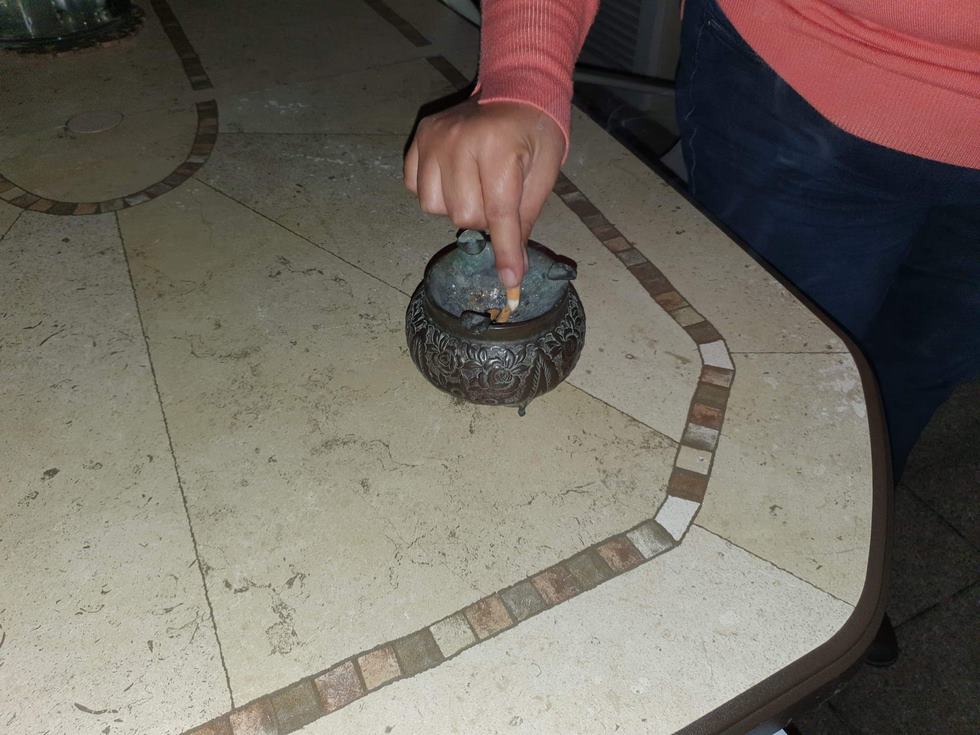 On écrase sa dernière cigarette et on prend une bonne résolution en participant au Mois sans tabac (c) Jean-Pierre Champenois