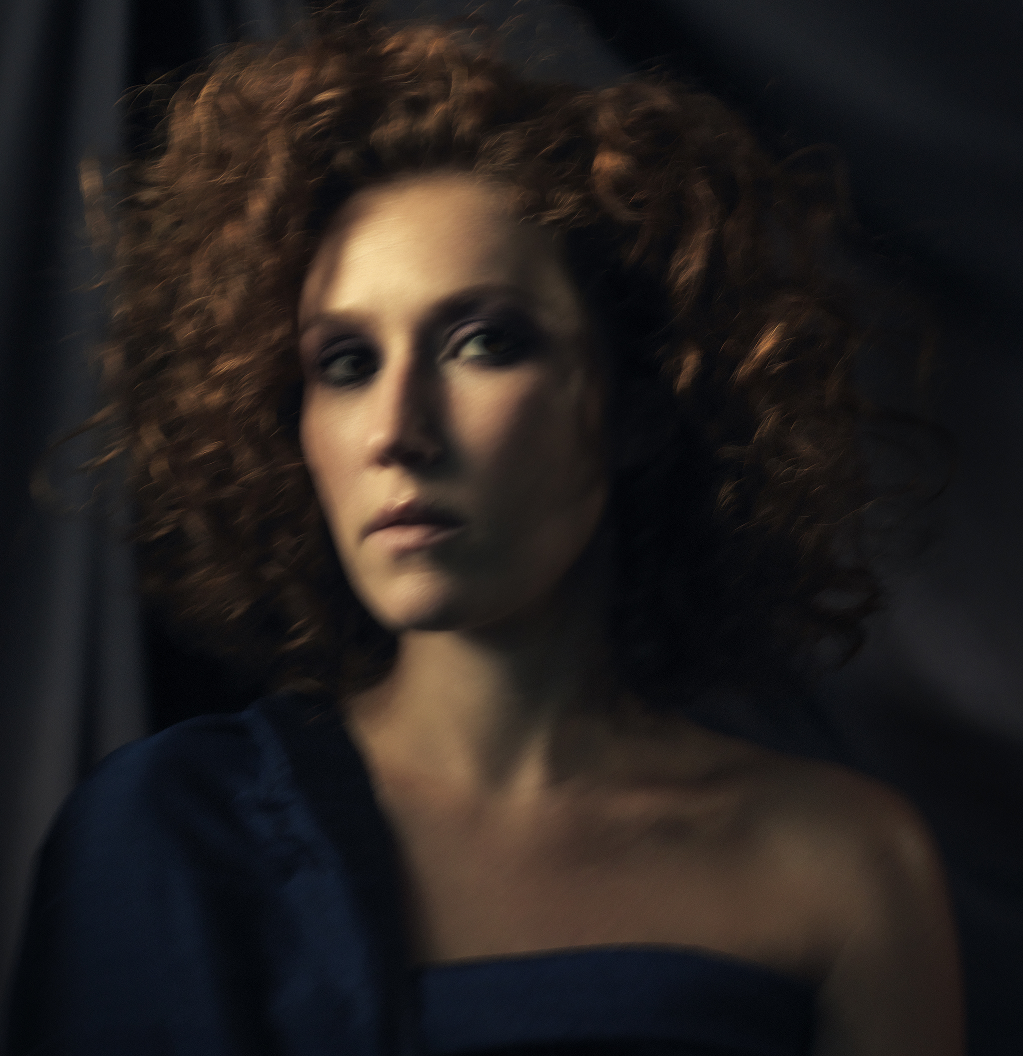 Lou Tavano, le retour de la chanteuse jazz avec l'album Uncertain Weather