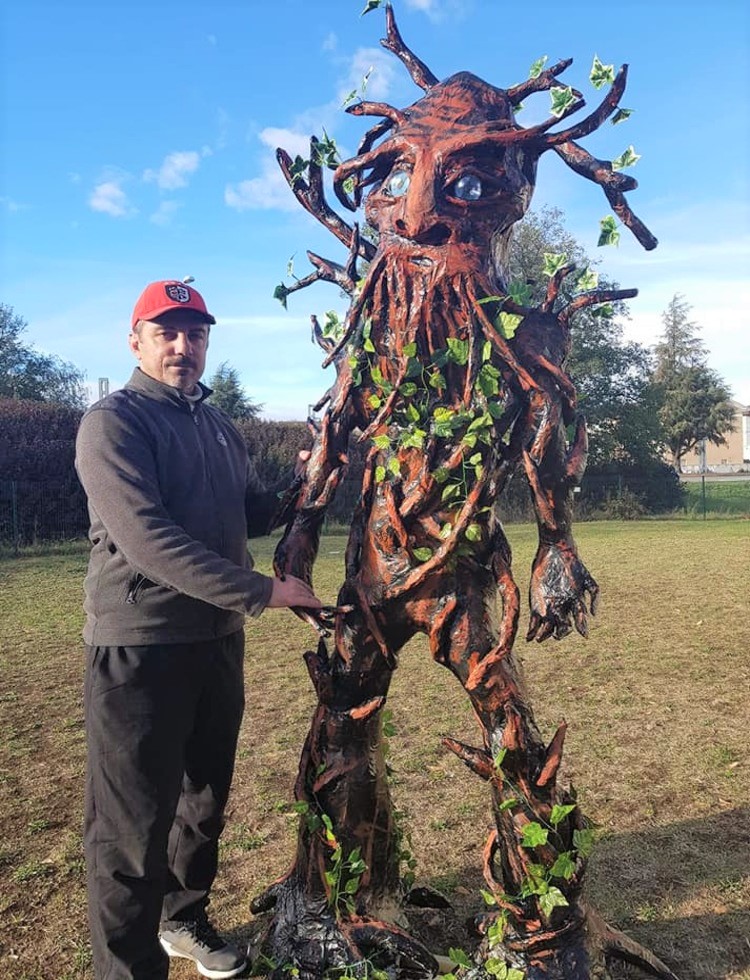 Ent inspiré de Tolkien (c) Sébastien Bietrix