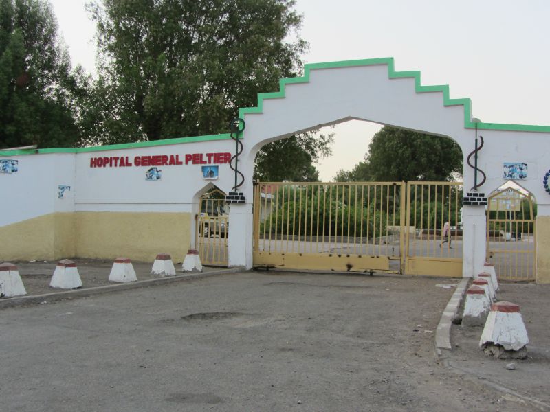 Entrée de l'hôpital général Peltier (C) La Nation