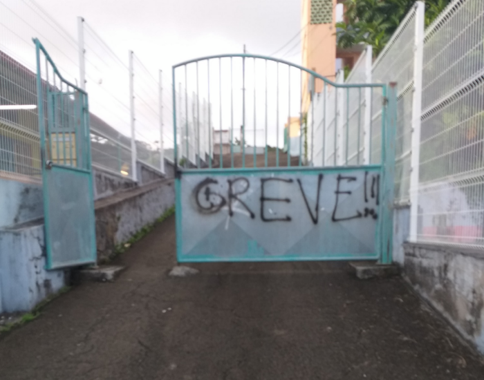 La grève des enseignants contre la réforme des retraites se poursuit en Martinique. Capture d'écran Facebook.