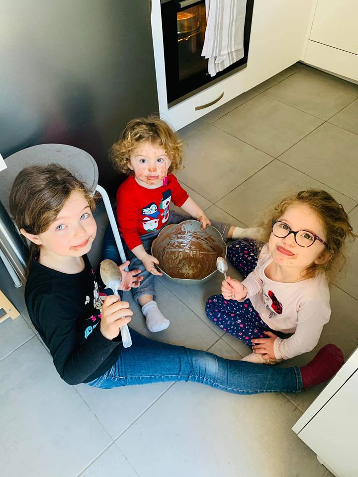 Les enfants sont heureux sans conditions (c) DR