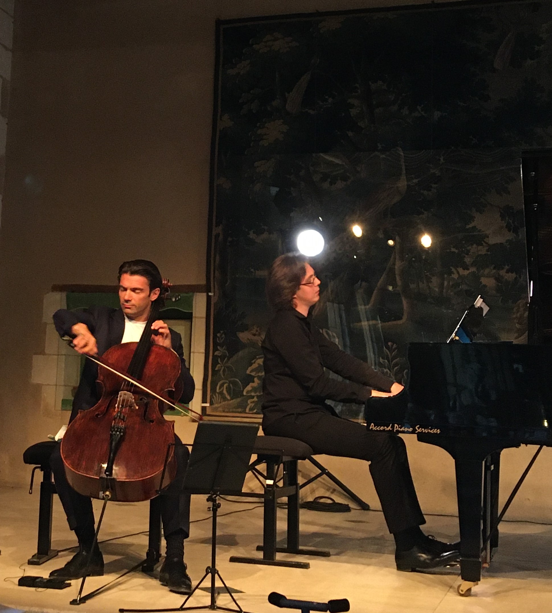 G. Capuçon et Samuel Parent lors du beau récital offert hier aux Loir et Chériens (c) NGH