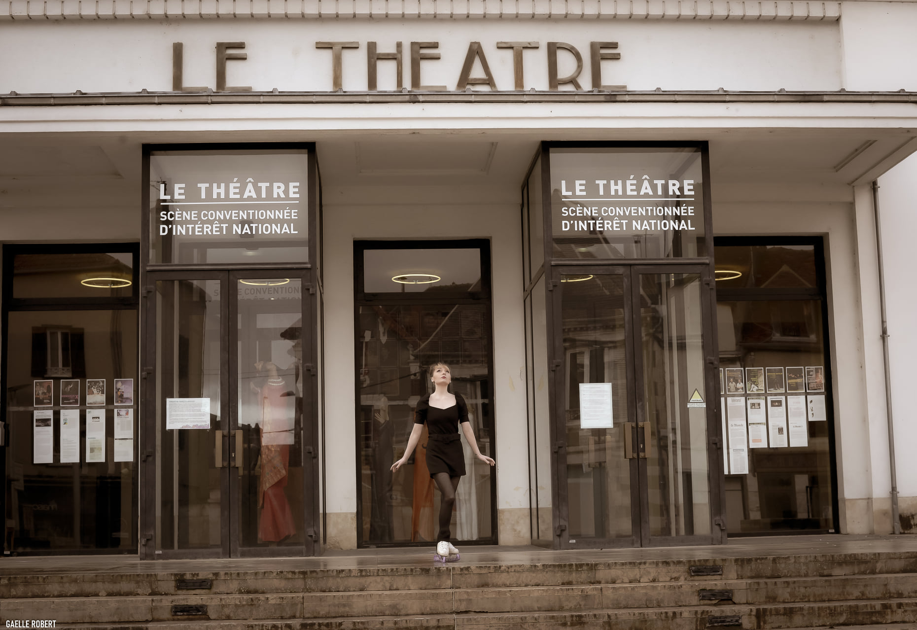 Le Théâtre d'Auxerre pendant l'exposition de François Brochet. (c) Gaëlle Robert.