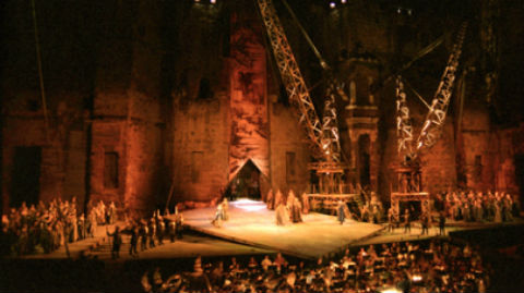 Verdi, Otello 2003. Photo © Grand Angle Orange - Chorégies d'Orange
