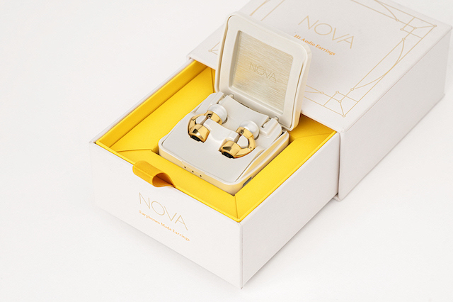 Paris Fashion Week: Nova, the new revolutionary technology that going to change the face of the jewelry and music worlds reunited. (c) Nova.