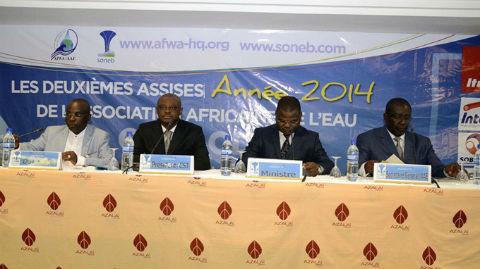 Les officiels au cours de l'ouverture des travaux. Photo (c) Askanda