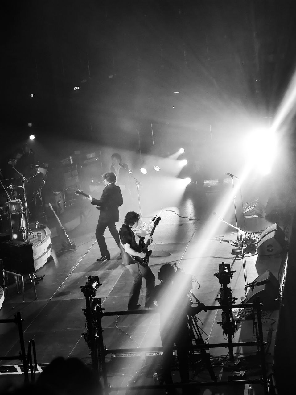Arctic Monkeys Tour 2024: Unforgettable Music Experience