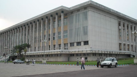 Le Palais du Peuple à Kinshasa. Photo (c) Radio Okapi