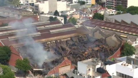 Incendie meurtrier dans l'entrepôt de la société Iron Mountain. Copie écran extraite de la vidéo ci-dessous