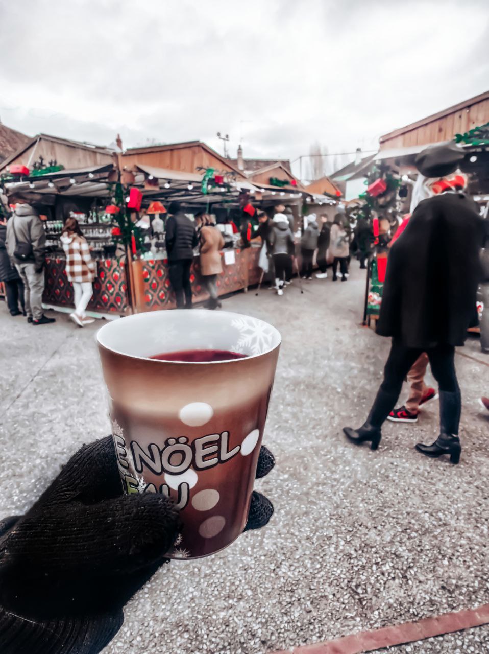 Mulled Wine: 4 Secrets About One of the Most Fashionable Winter Drinks. (c) Sarah B.