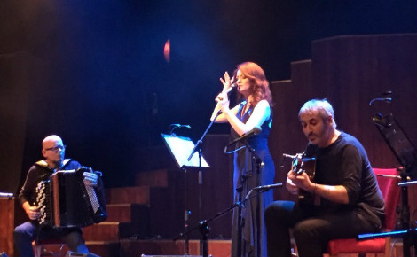 Dorsaf Hamdani sur la scène du Music Hall à Beyrouth. Photo (c) Rima Ayoub