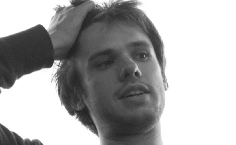 Portrait d'un artiste qui a su se faire sa place dans le paysage musical français. Photo (c) Ludovic Etienne