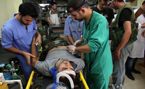 Soins à l'hôpital d'Alep. Image du domaine public.