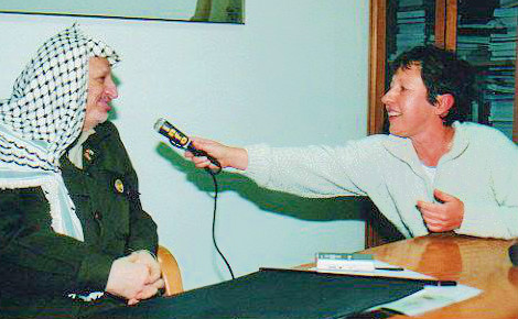 Isabelle Dor lors de son interview exclusive avec Arafat. Archive personnelle (c) Isabelle Dor
